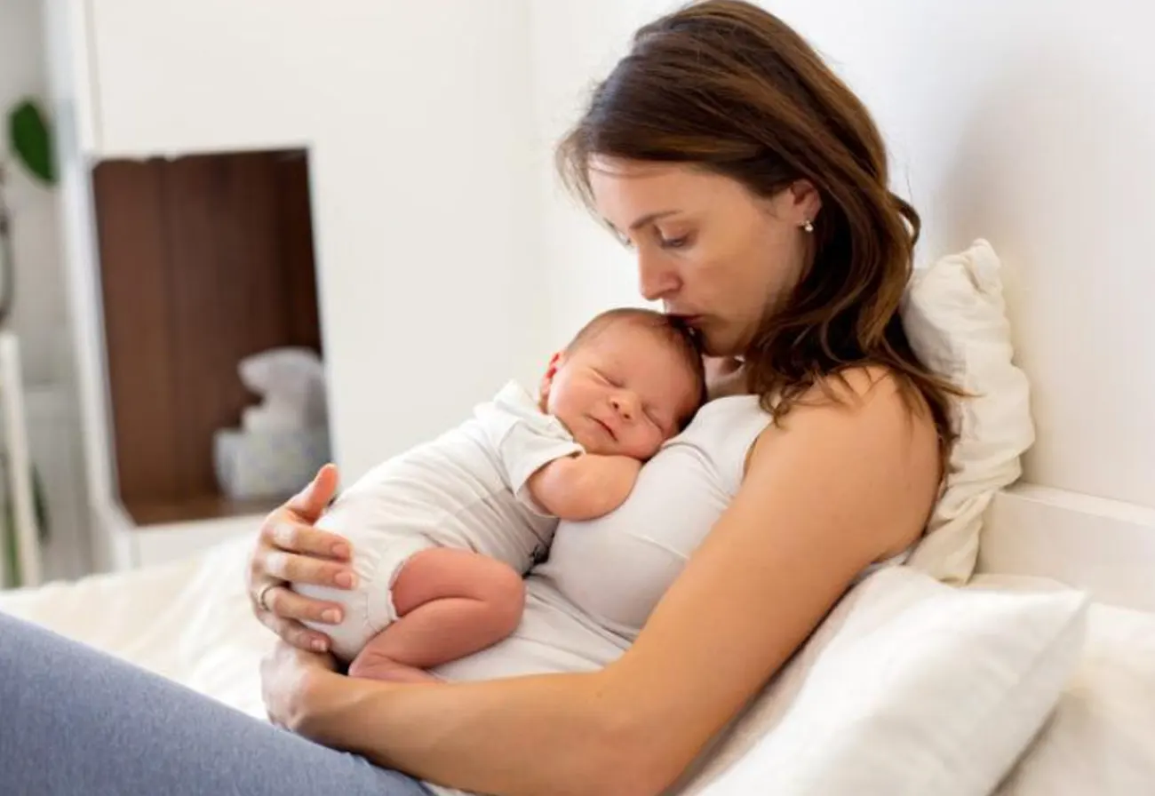 Bunda meluk bayi Botol Susu Bayi 0-6 Bulan